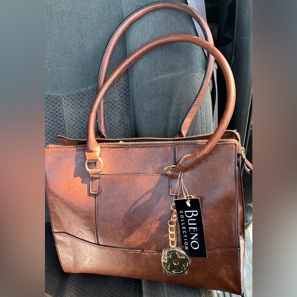 Bueno Collection Handbag (purse)